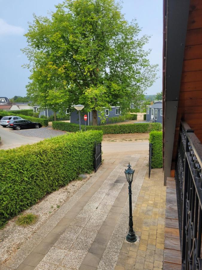 Ferienhaus Lathum Frueher Chalet Familienzeit المظهر الخارجي الصورة